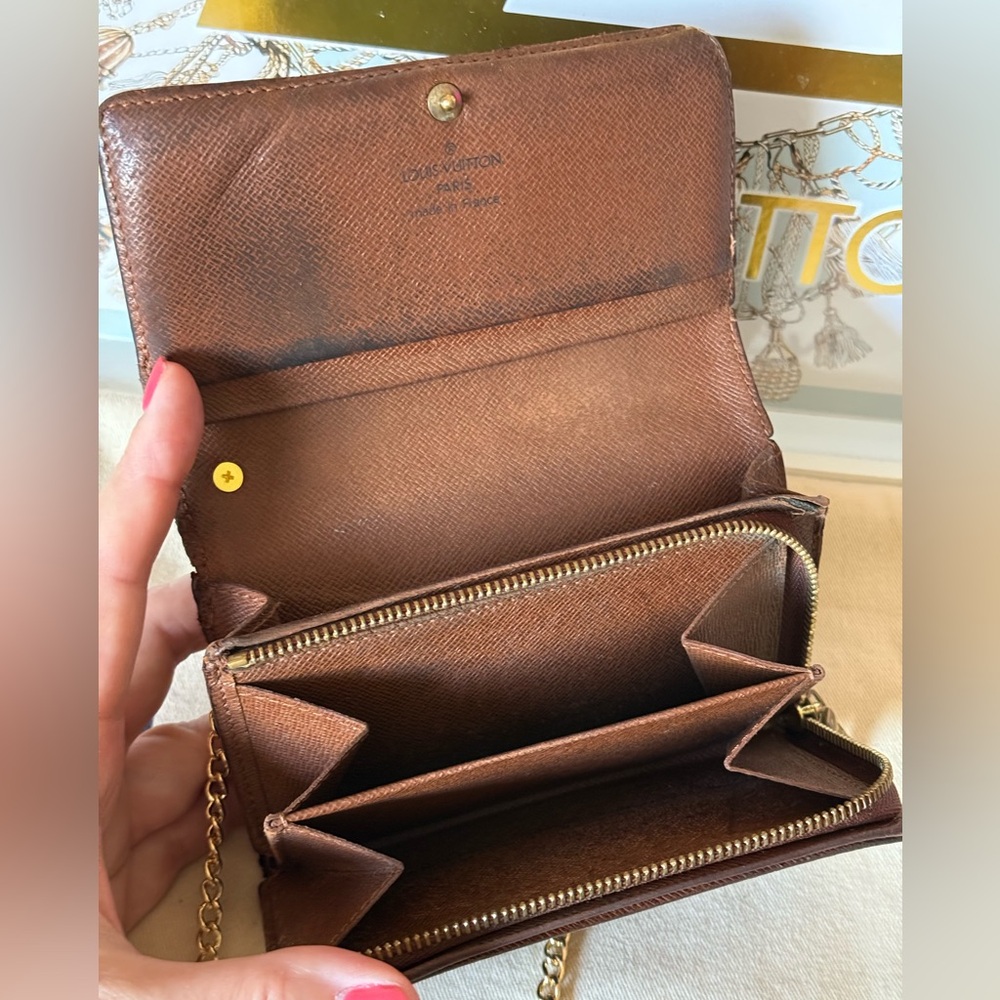 Louis Vuitton Vintage Brown Monogram Wallet in Chain - Picture 10 of 14